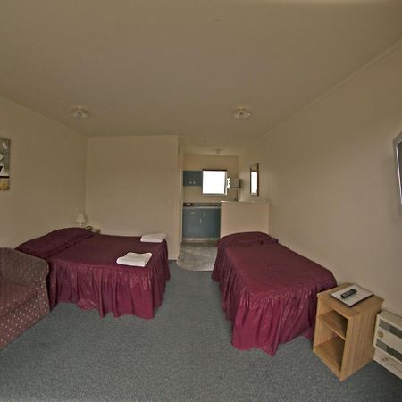 Spring Creek Motel เบลนิม ภายนอก รูปภาพ